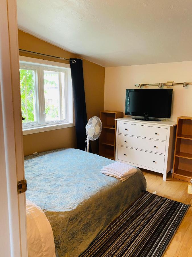 Signature Ii Space Share Canada Apartment Toronto